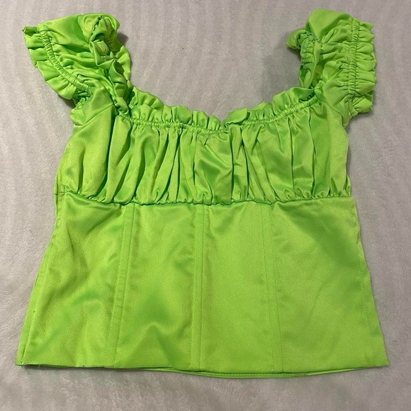I.AM.GIA Naiome top in lime green 💚 - Picture 4 of 7